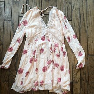 Altar’d State Sz L Light pink dress